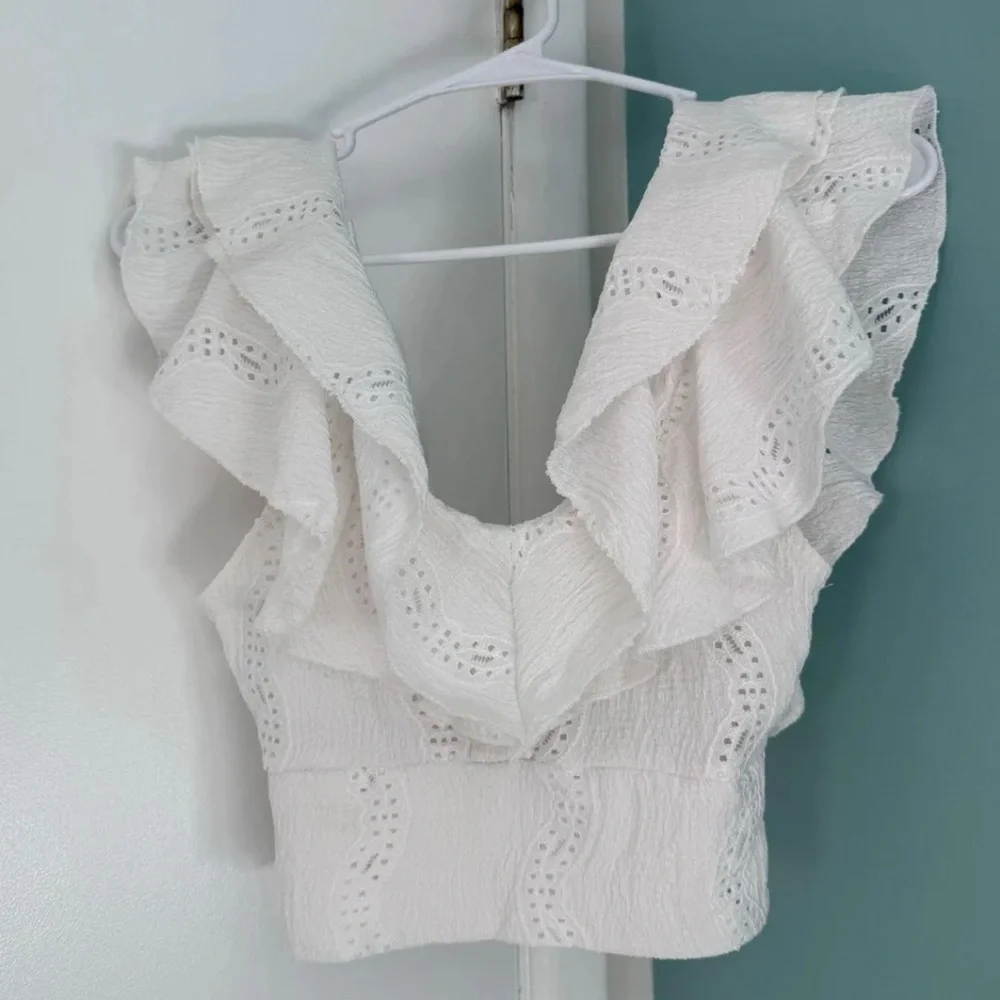 Zara White Ruffled Top - Picture 1 of 5